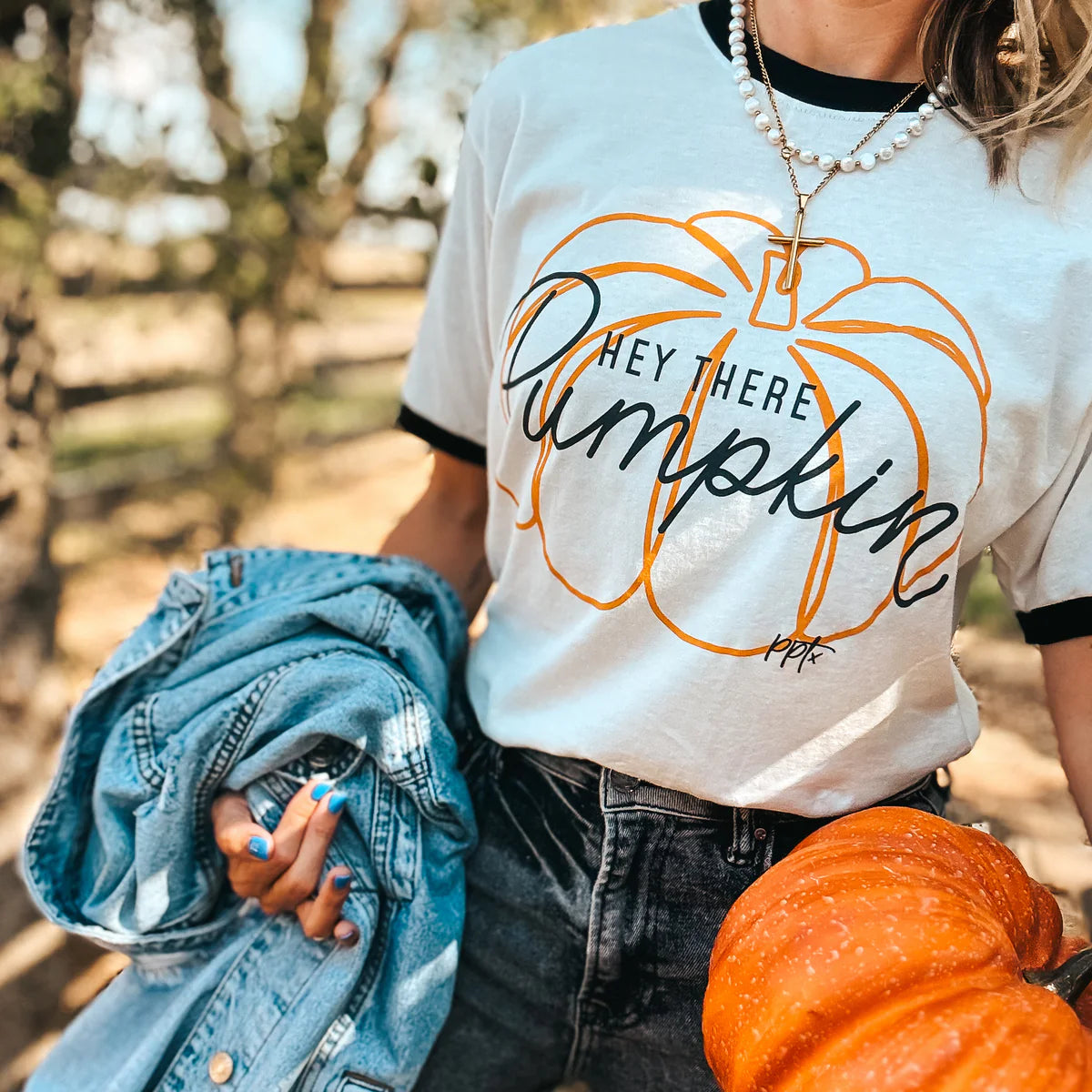 HEY THERE PUMPKIN Ringer Graphic Tee