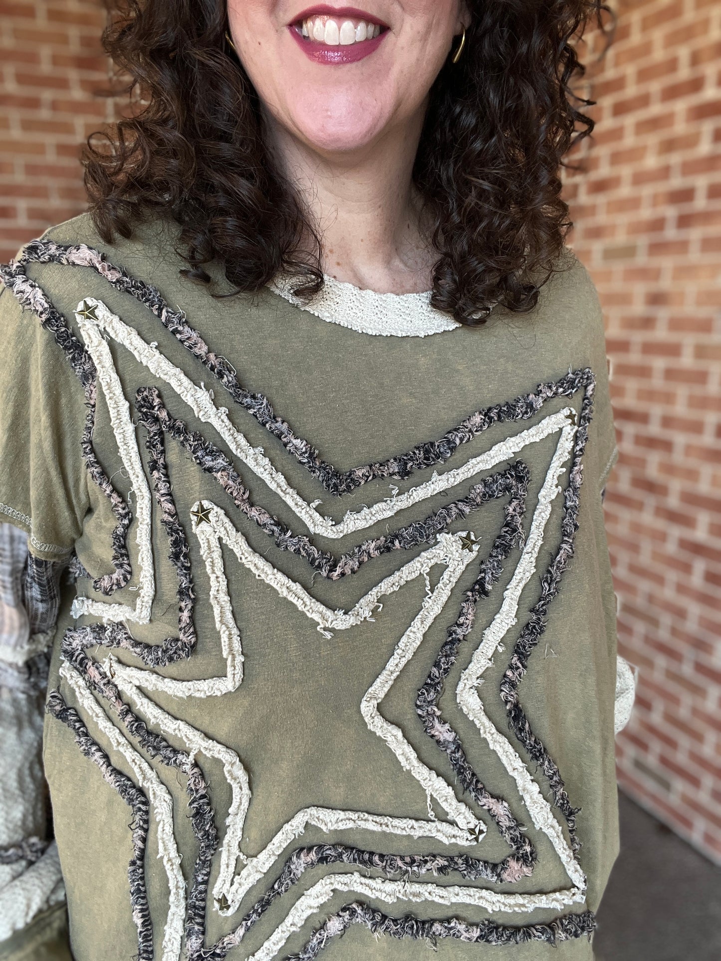 Mixed Fabric Star Pullover with Pockets