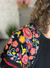 Load image into Gallery viewer, Floral Embroidered Sleeve Top