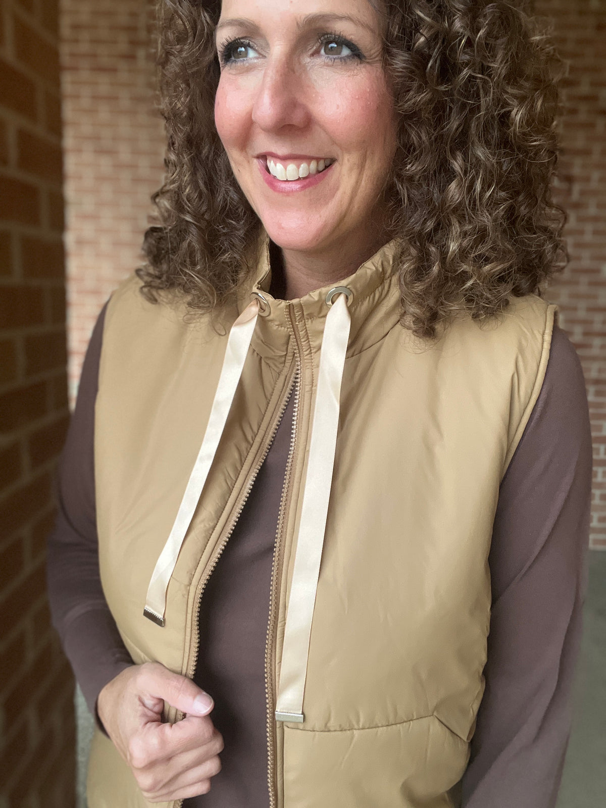 Lightweight Drawstring Puffer Vest