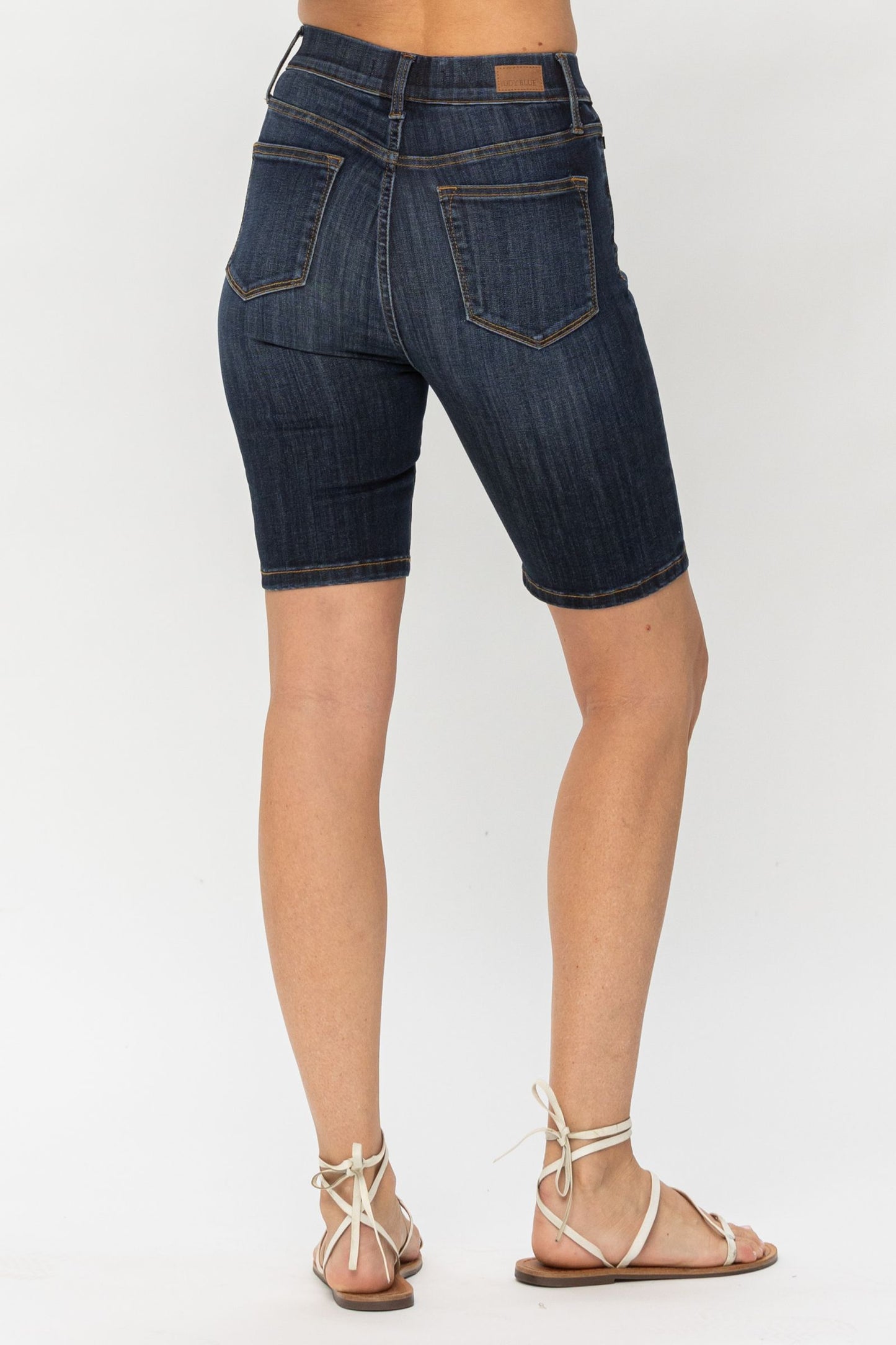 JUDY BLUE Pull On Bermuda Shorts