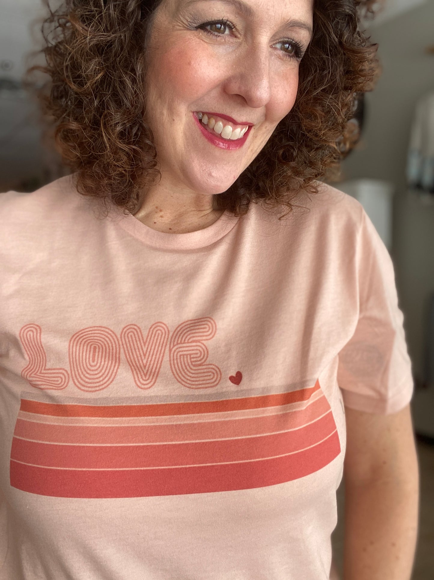 RETRO LOVE Graphic Tee