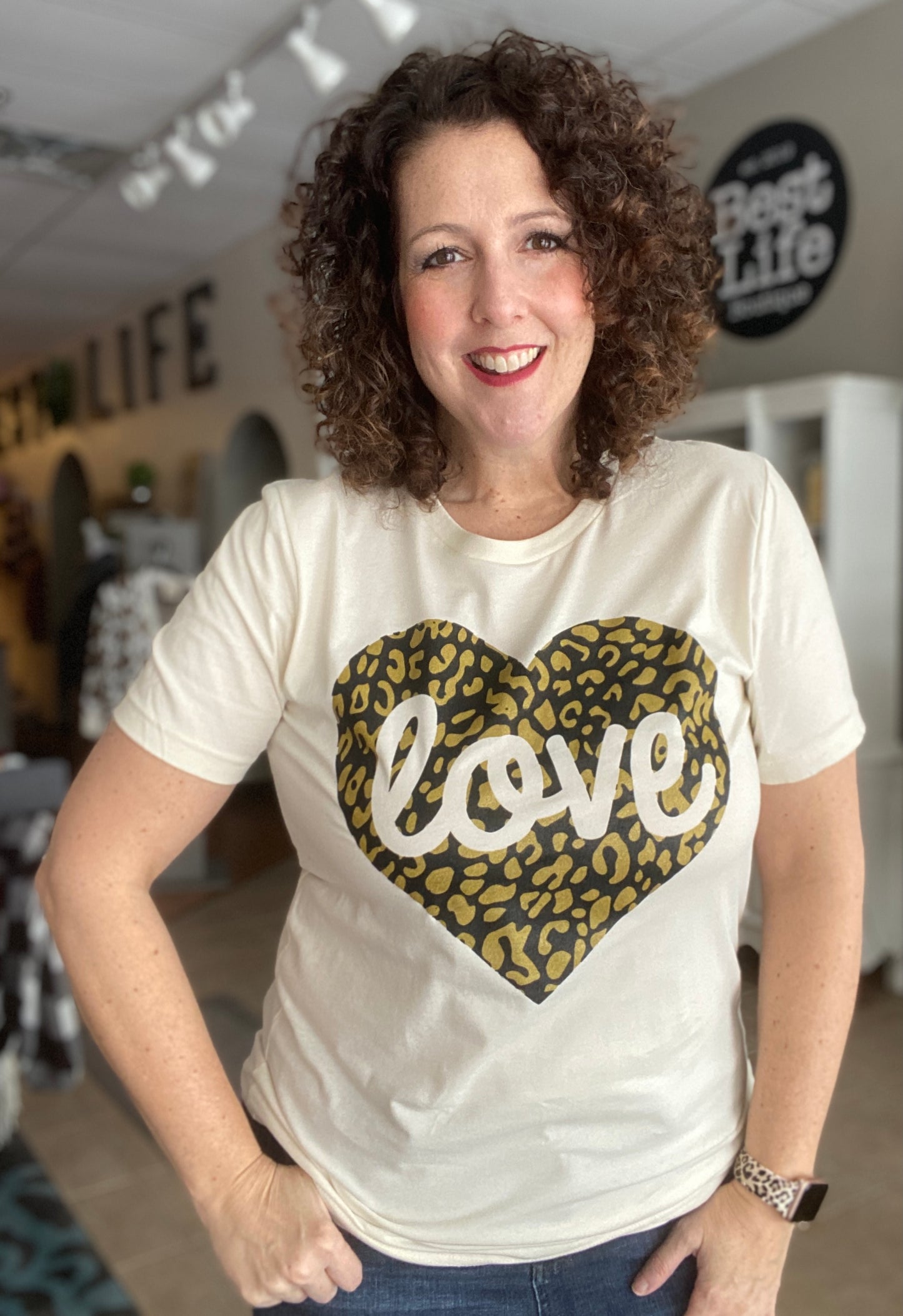 LOVE LEOPARD HEART Graphic Tee