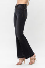 Load image into Gallery viewer, JUDY BLUE Washed Black Released Hem Slim Bootcut Jeans