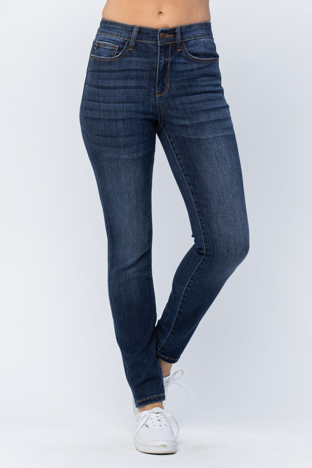 JUDY BLUE High Rise Clean Relaxed Fit Jeans