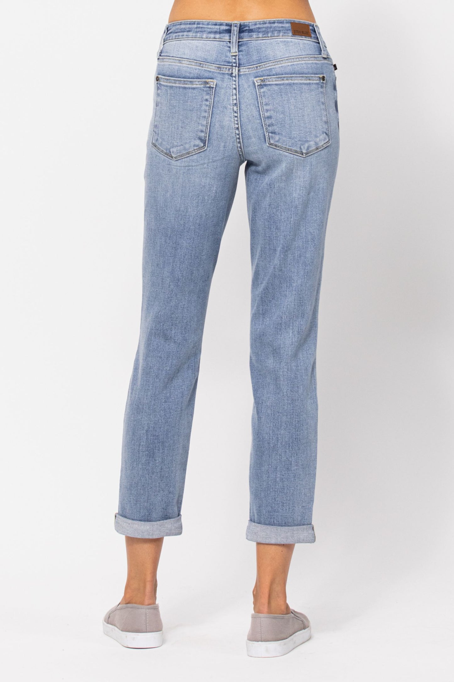 JUDY BLUE Midrise Bleach Wash Boyfriend Jeans