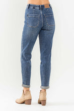 Load image into Gallery viewer, JUDY BLUE Medium Wash High Waist Jogger Jeans