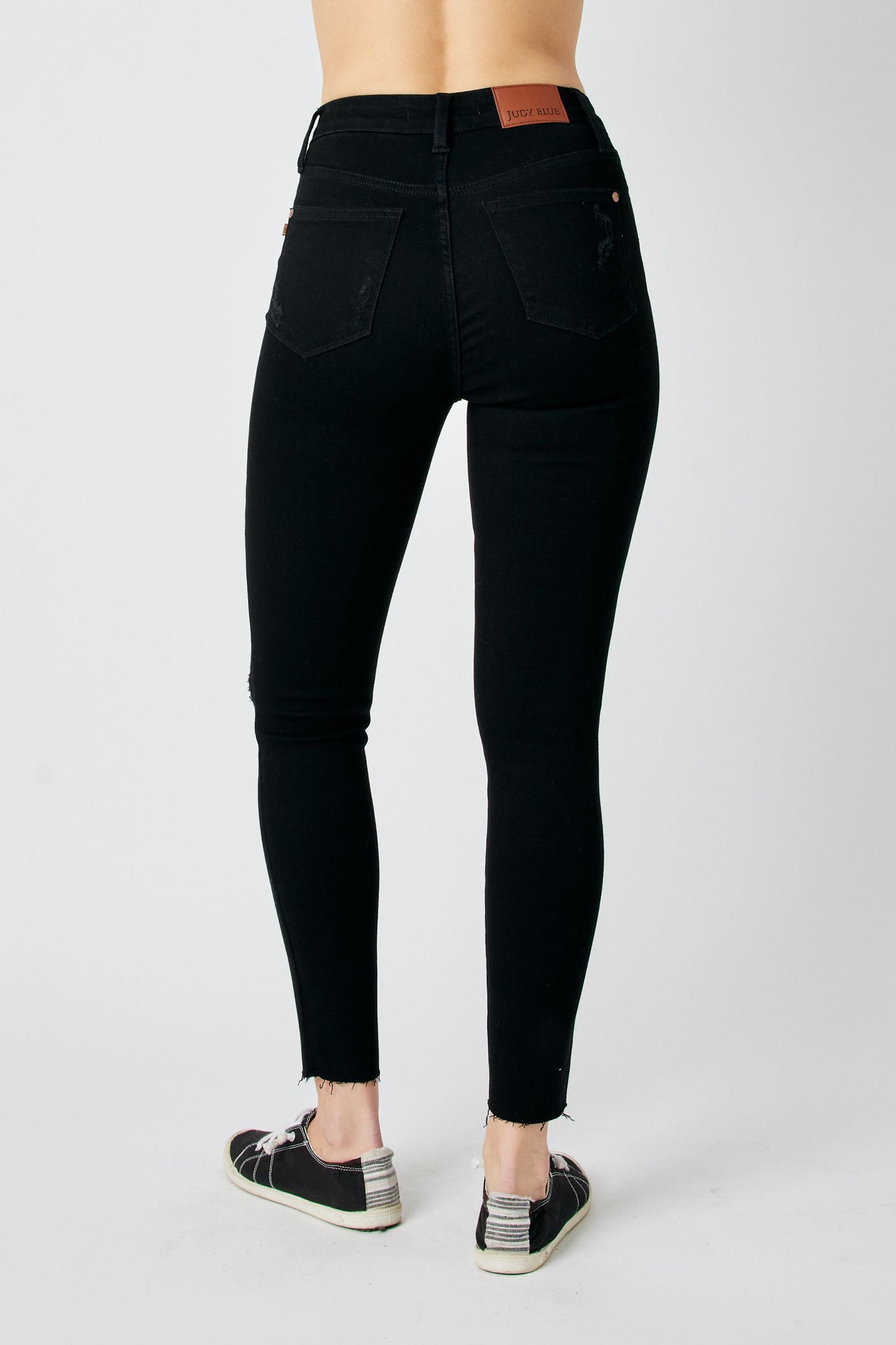 JUDY BLUE Distressed Skinny Black Jeans