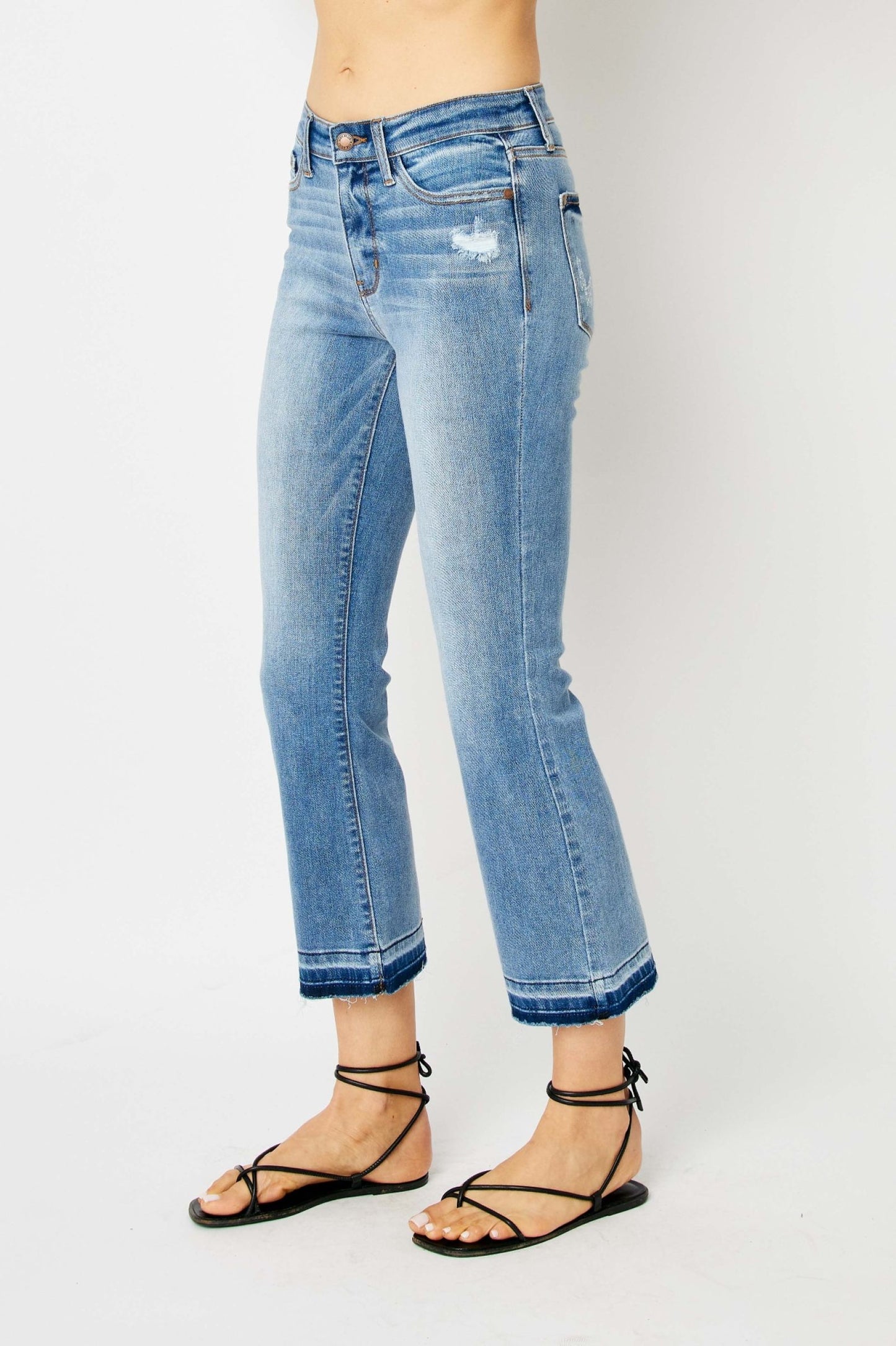 JUDY BLUE Released Hem Cropped Bootcut Jeans