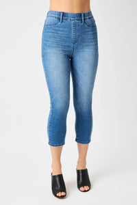 JUDY BLUE Cool Denim Pull On Capri