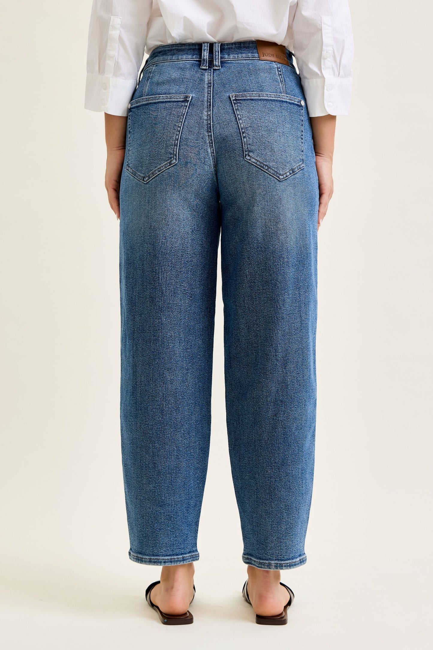 JUDY BLUE 'Rigid Magic' Barrel Jeans