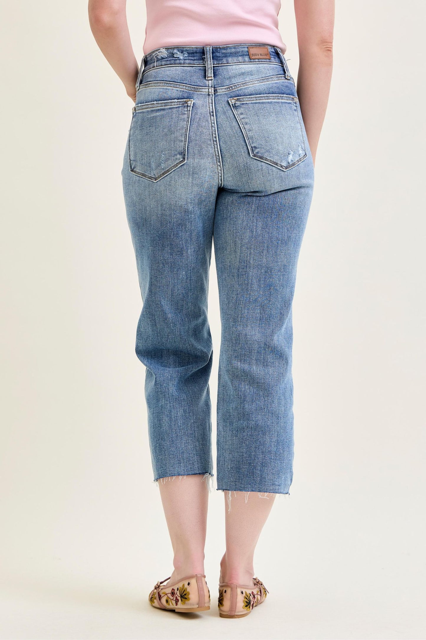 JUDY BLUE Distressed Cropped Wide Leg Jeans