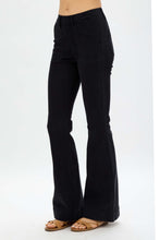 Load image into Gallery viewer, JUDY BLUE Black Pull On Trouser Flare Jeans