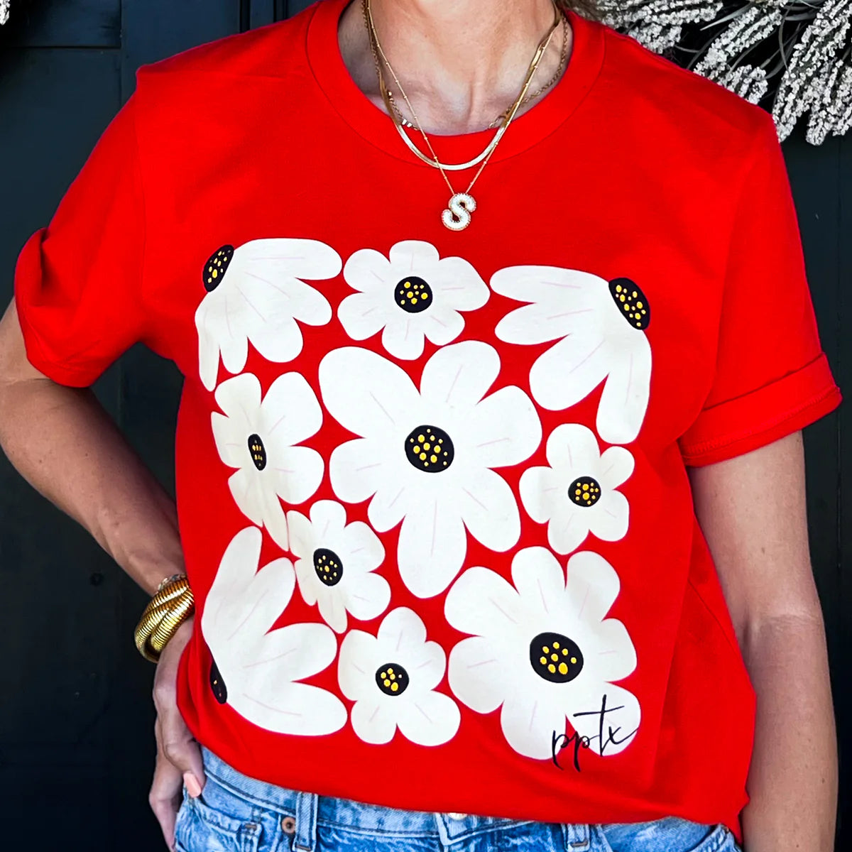 BOLD POPPY Graphic Tee