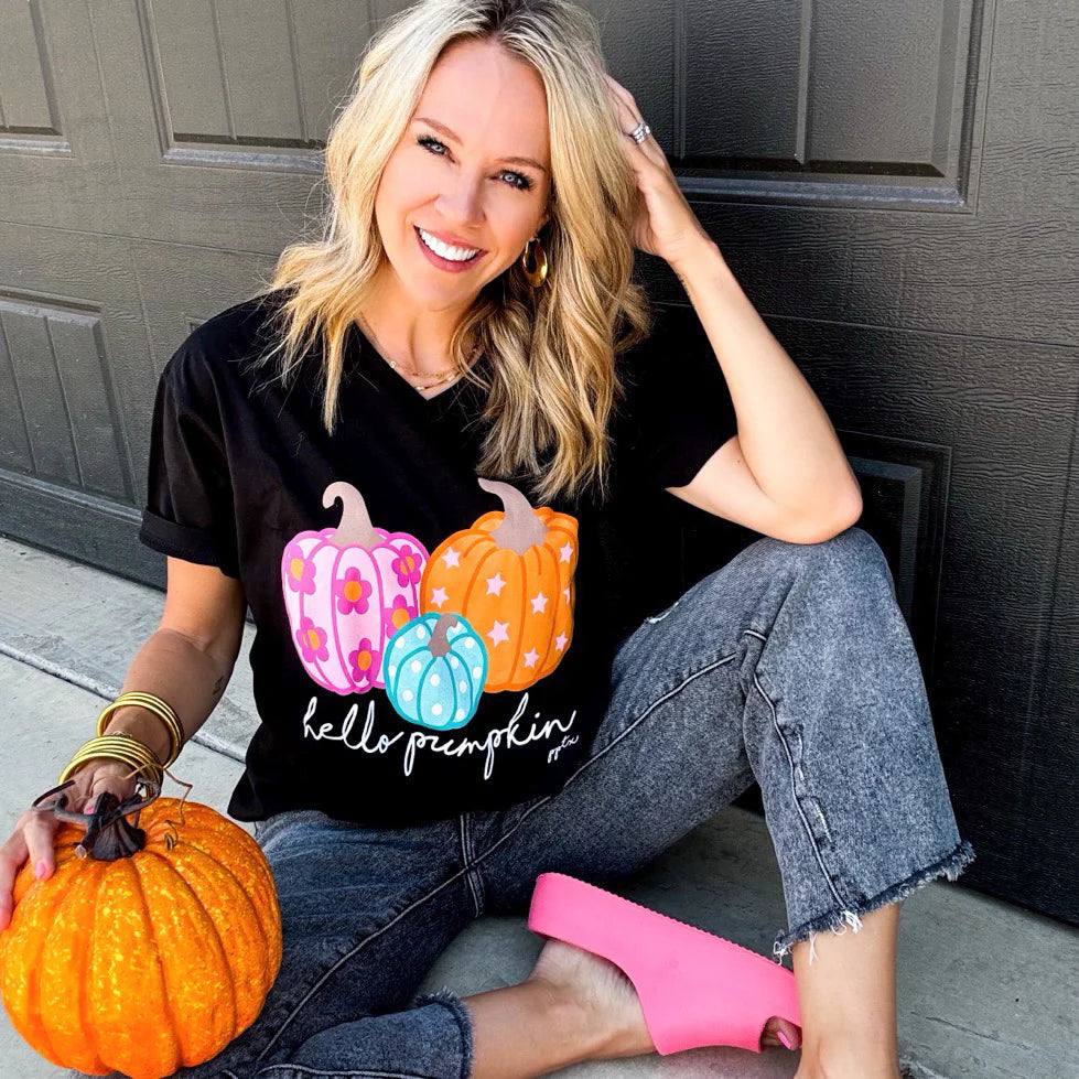 COLORFUL HELLO PUMPKIN Graphic Tee