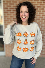 Load image into Gallery viewer, DAISY PUMPKIN Sweatshirt