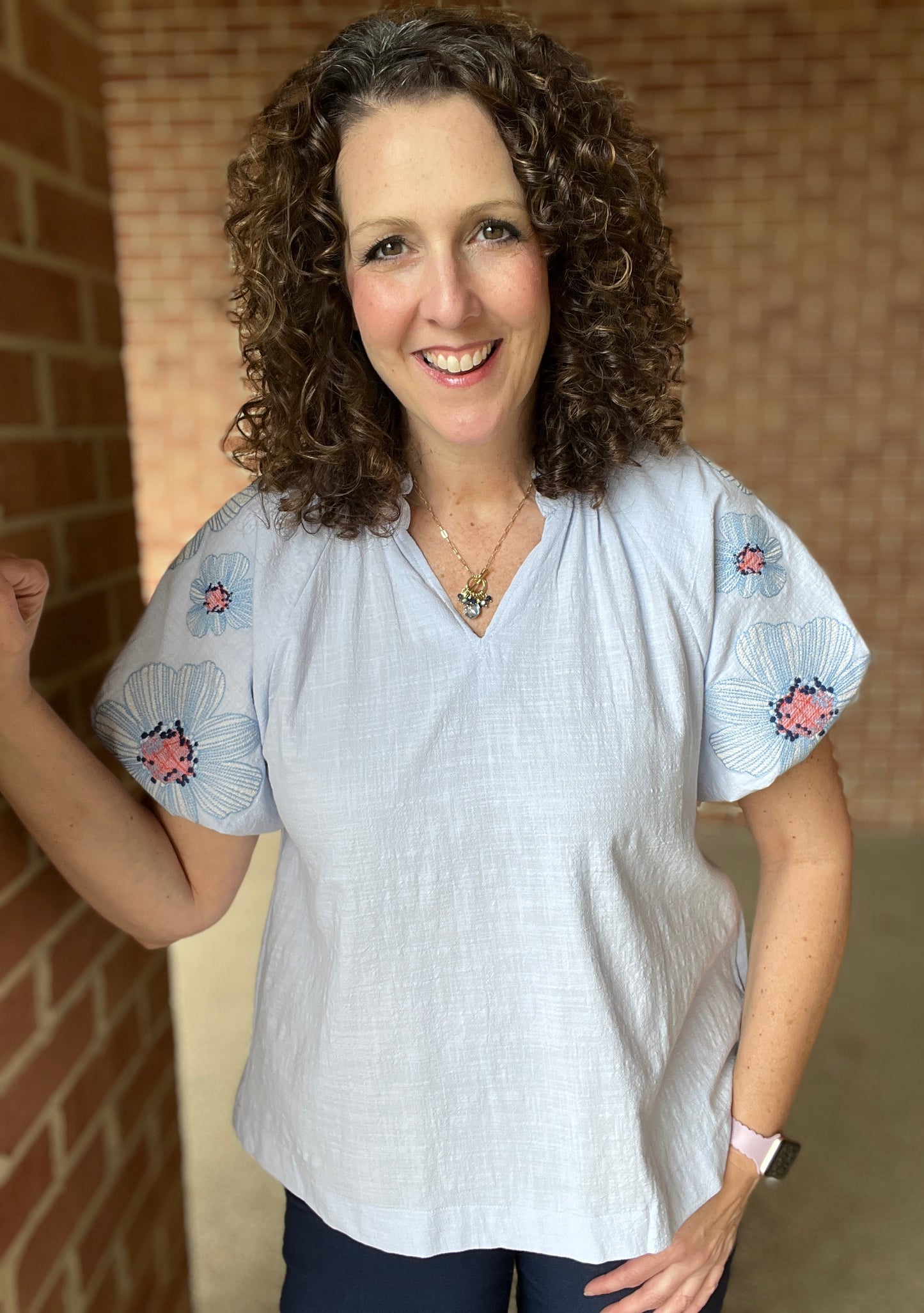 Embroidered Flower Puff Sleeve Top