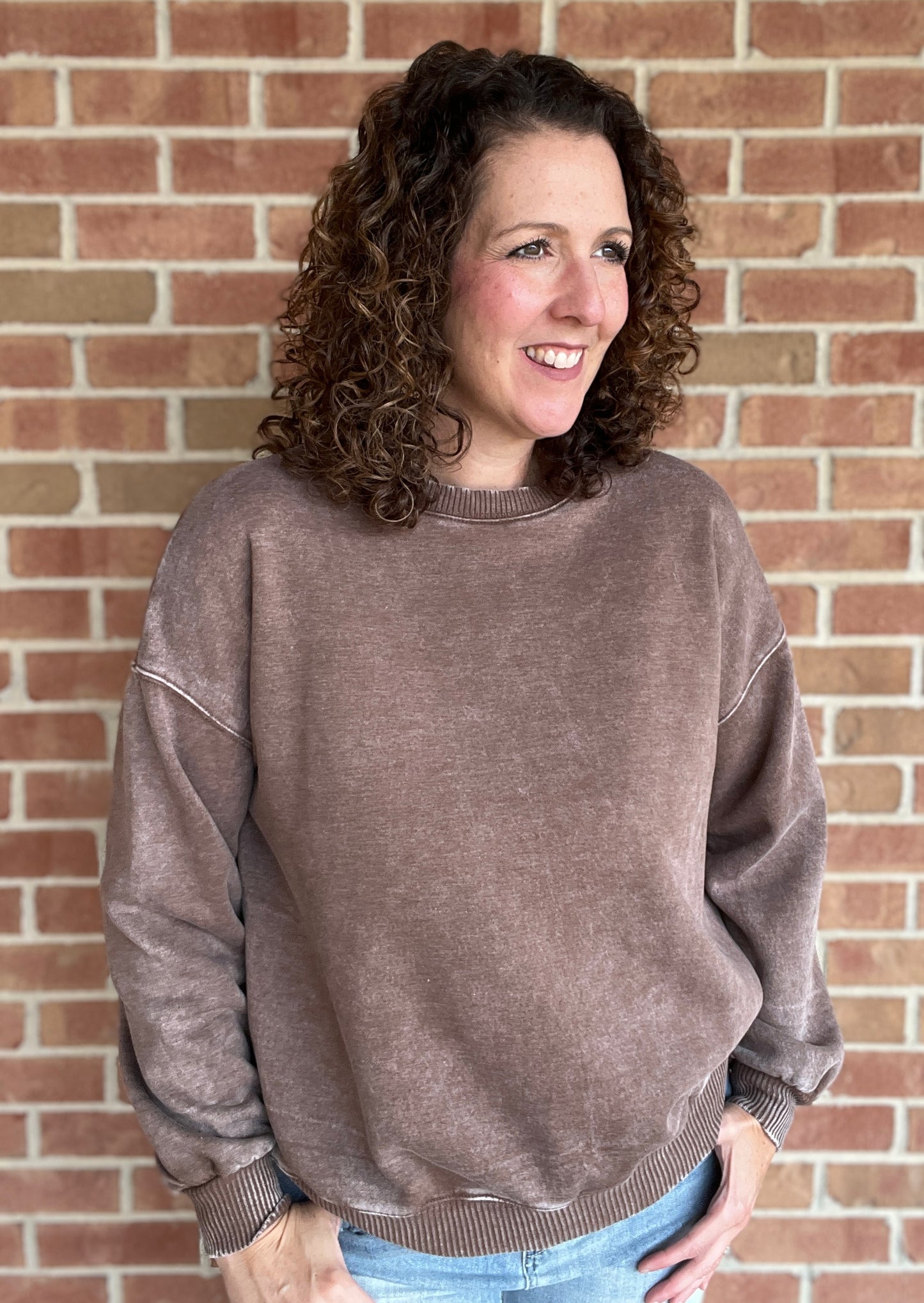 Mineral Wash Relaxed Sweatshirt