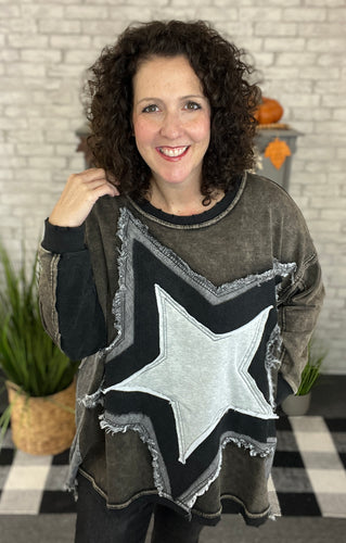 Star Patch Top with Flowy Back