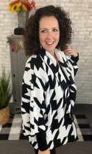 Load image into Gallery viewer, Houndstooth Knit Cardigan