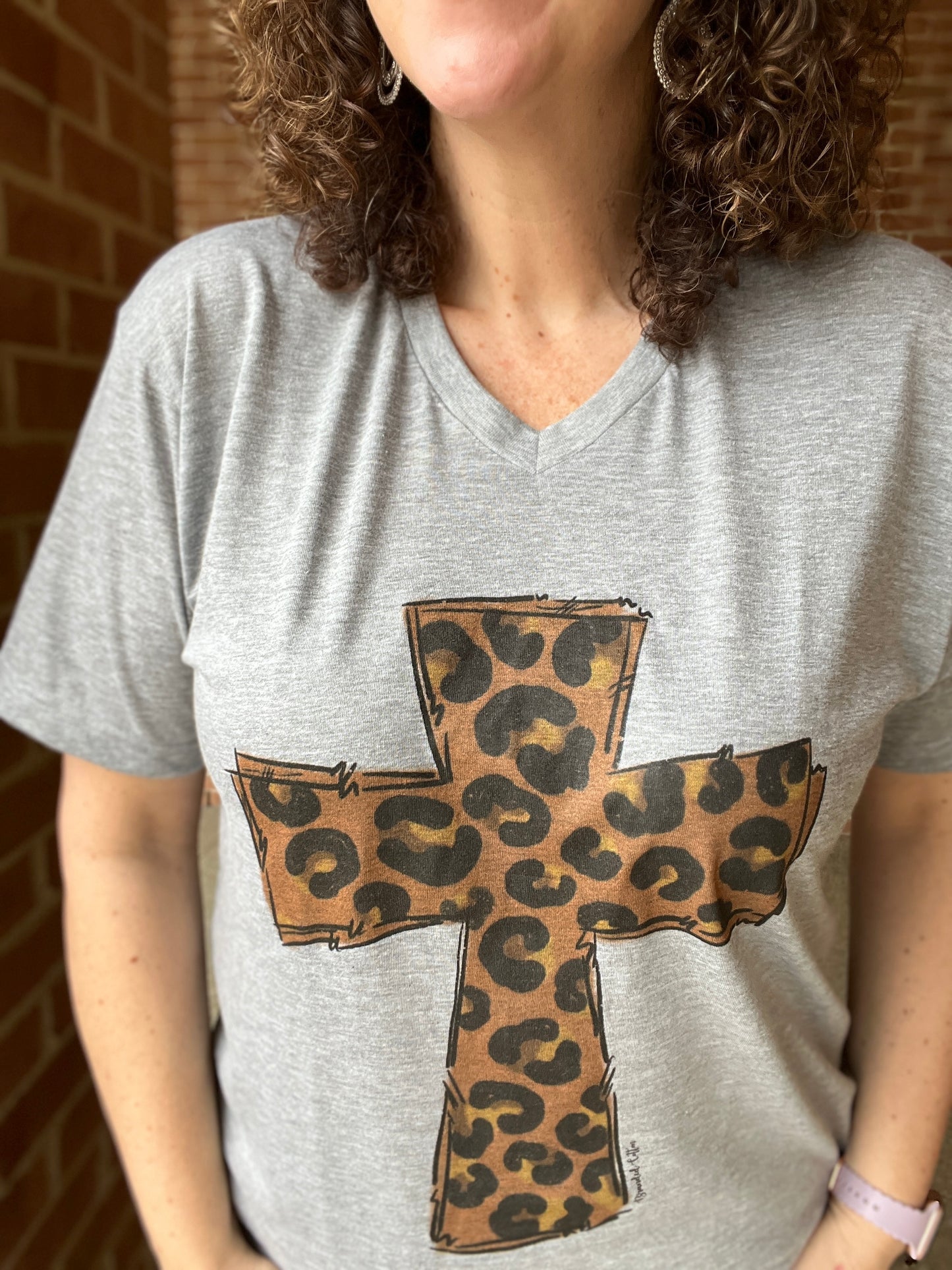 LEOPARD CROSS Graphic Tee