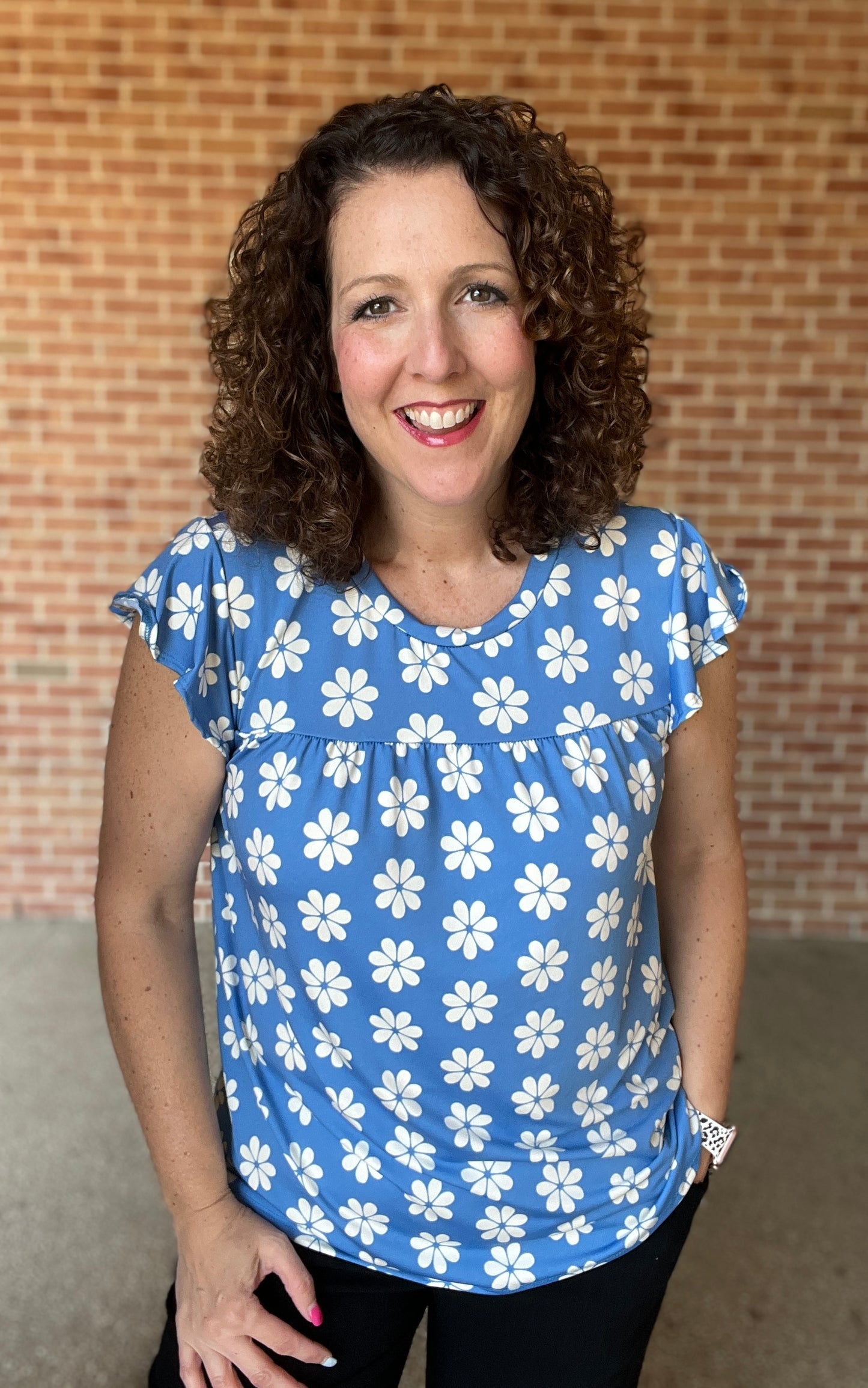 Daisy Top with Ruffle Cap Sleeve