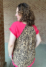 Load image into Gallery viewer, Leopard Back Ruffle Trimmed Top