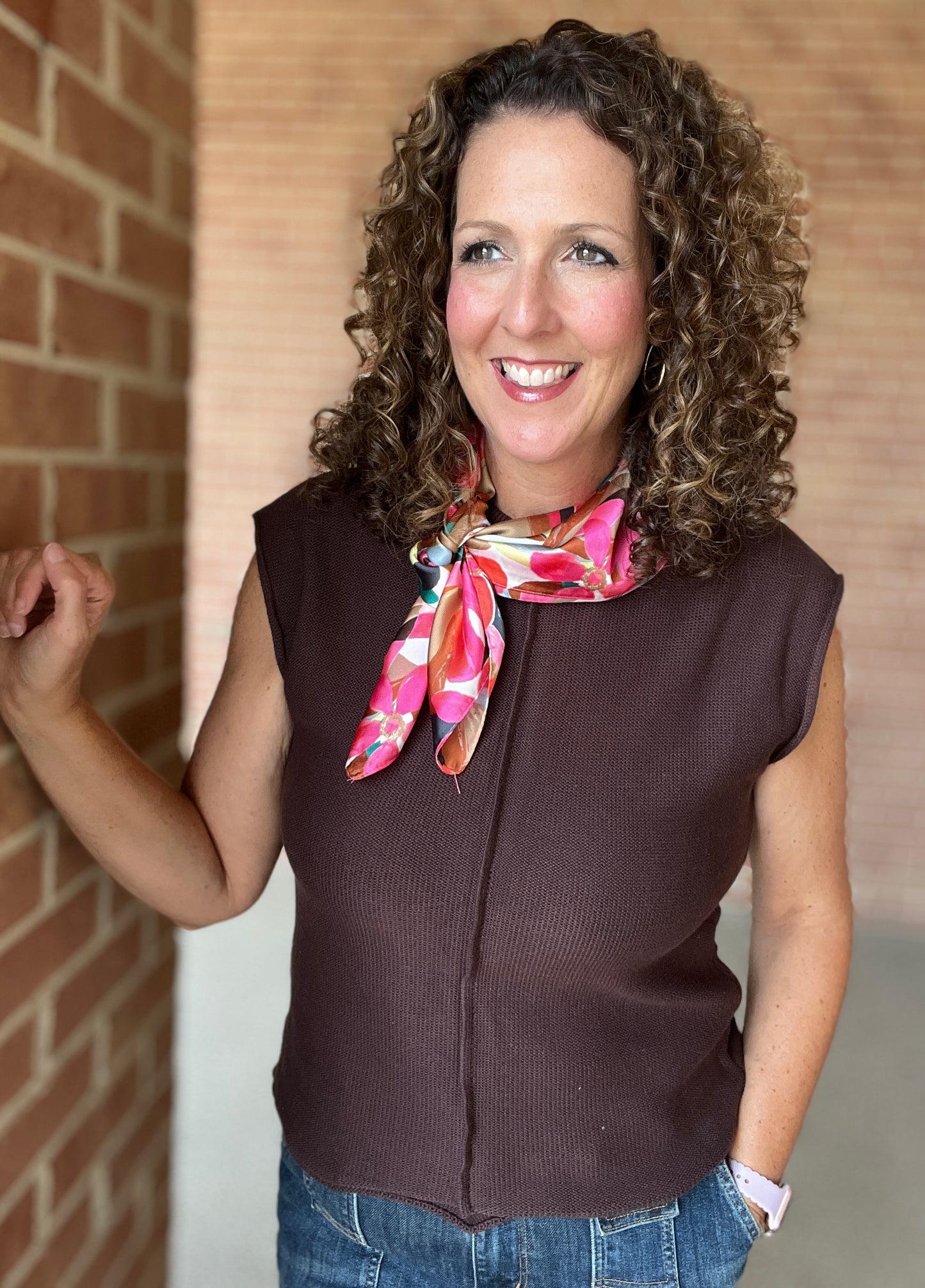 Center Seam Sleeveless Sweater