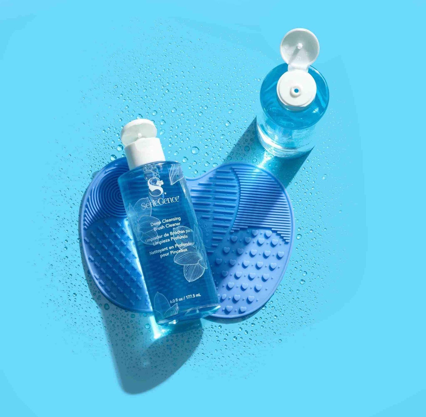 Deep Cleansing Brush Cleaner with Scrub Mat