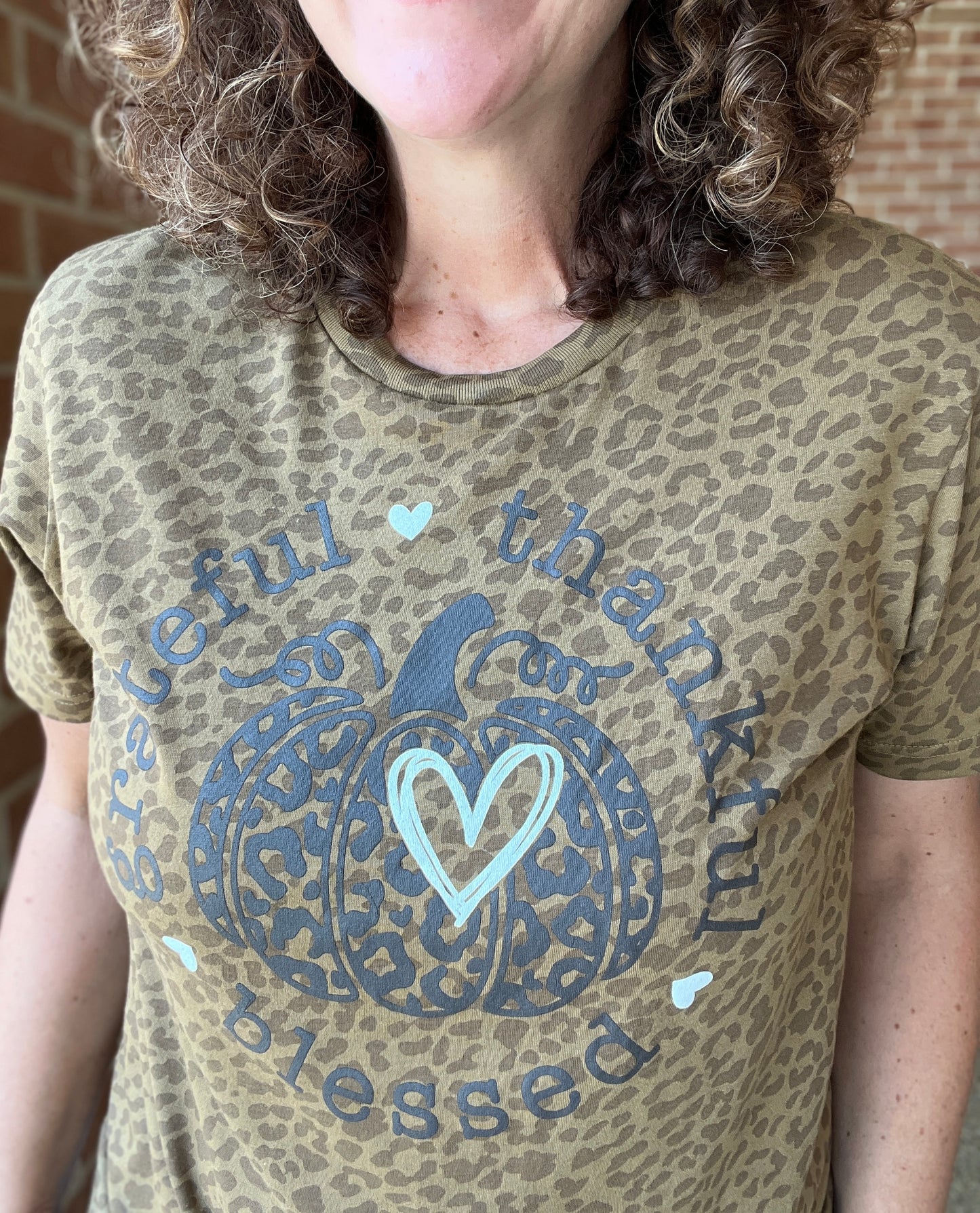 LEOPARD GRATEFUL PUMPKIN Graphic Tee