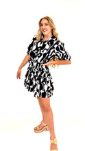 Load image into Gallery viewer, Abstract Print Dress with Waist Tie