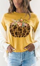 Load image into Gallery viewer, LEOPARD PUMPKIN &amp; FLORAL Graphic Tee