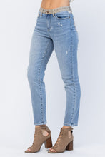 Load image into Gallery viewer, JUDY BLUE Cheetah Pocket Jeans