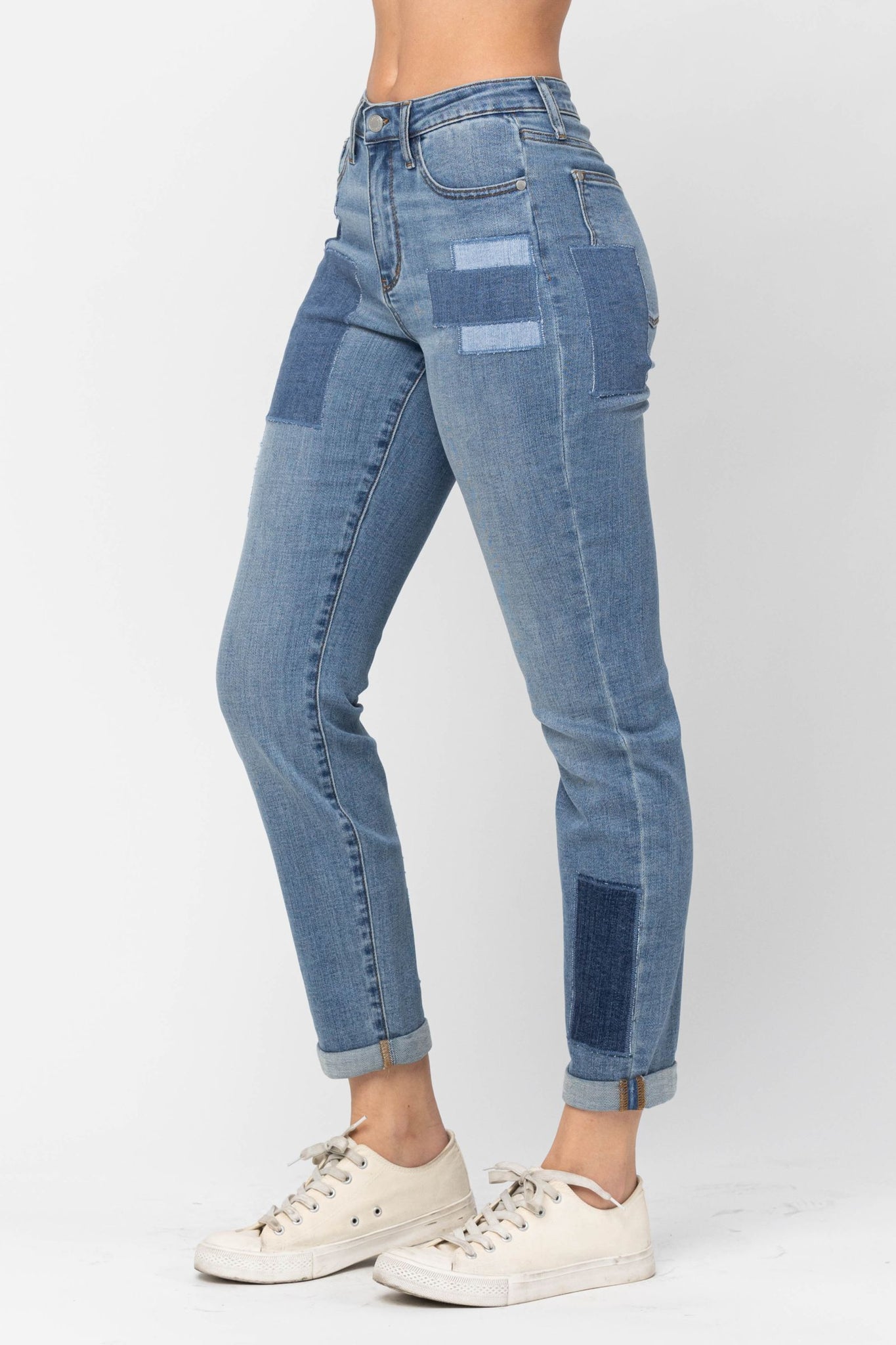 PacSun Patch On Blue Mom Jeans