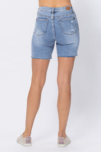JUDY BLUE Mid Length Patch Shorts