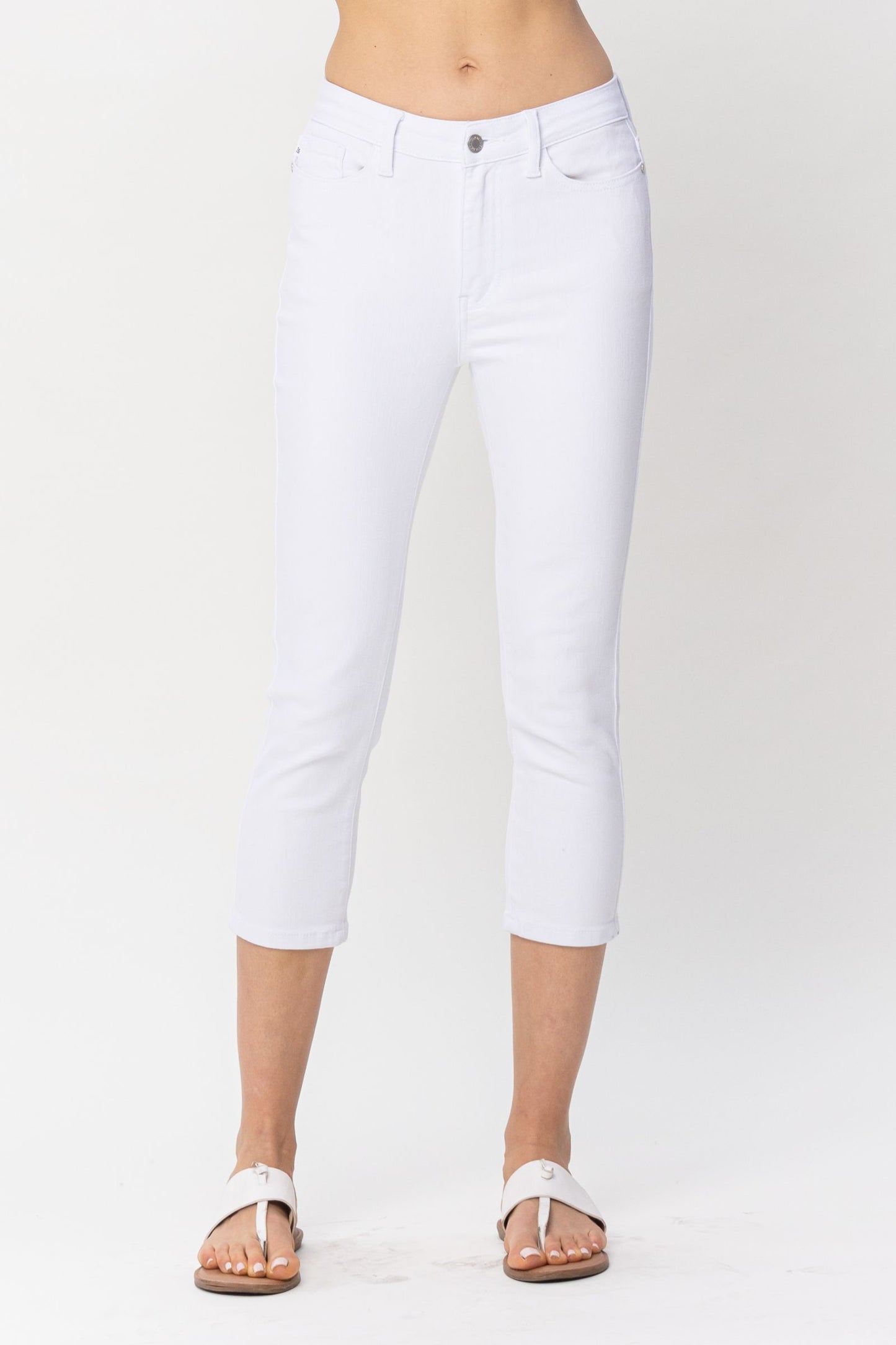 JUDY BLUE White Skinny Capri Jeans