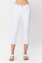 Load image into Gallery viewer, JUDY BLUE White Skinny Capri Jeans