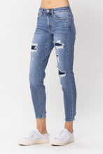 Load image into Gallery viewer, JUDY BLUE Navy Patch Distressed Jeans