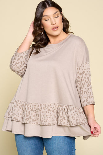 Animal Peplum Curvy Top