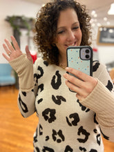 Load image into Gallery viewer, Leopard Hacci Knit Top with Thumb Holes