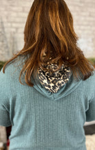 Load image into Gallery viewer, Ribbed Curvy Hoodie with Animal Print Details