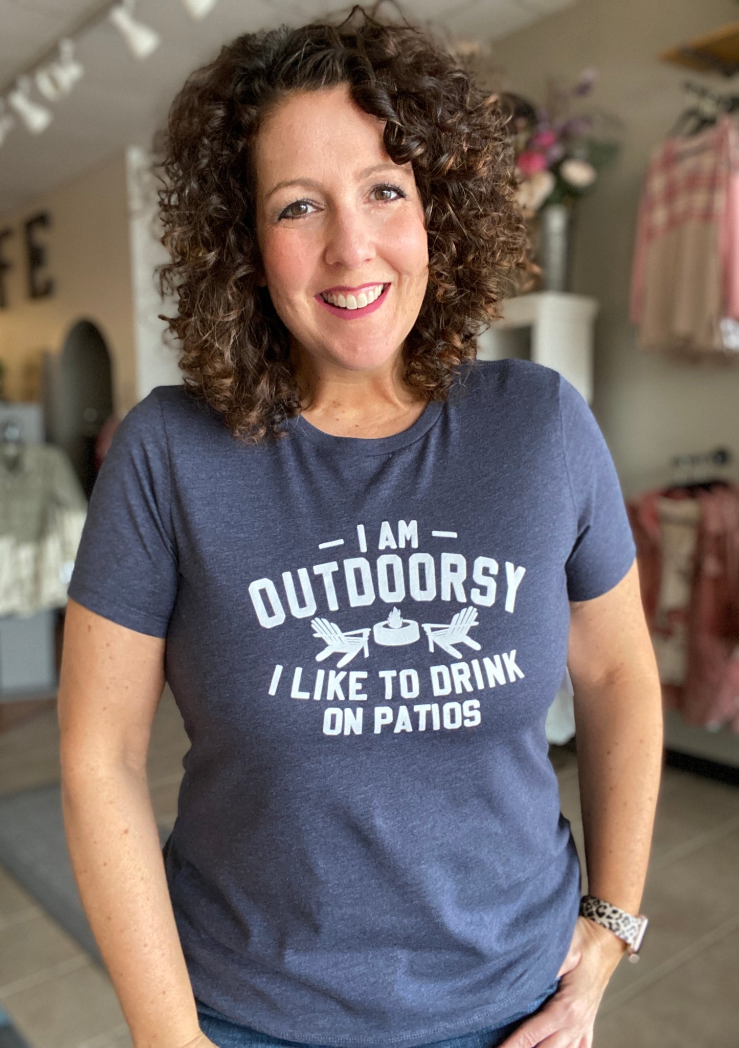 I AM OUTDOORSY Graphic Tee