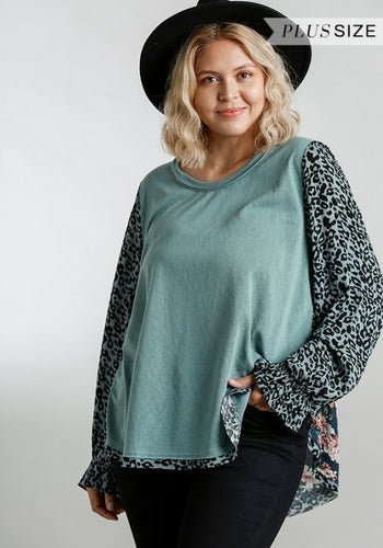 Animal and Floral Print Back Curvy Top