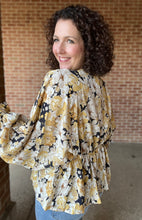 Load image into Gallery viewer, Cinched Floral Blouse