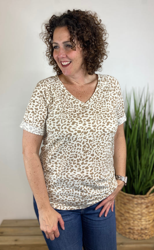 Loose Fit Leopard V Neck Top