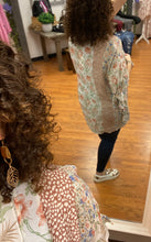 Load image into Gallery viewer, Fresh Breeze Kimono