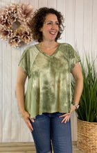 Load image into Gallery viewer, Boxy Tie Dye Top with Woven Flowy Back